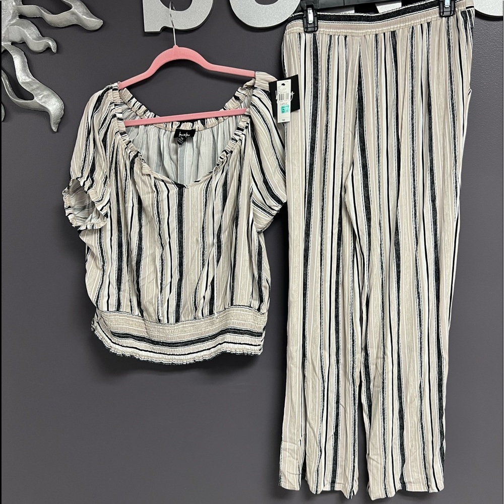 By & By Set,  Pants L Shirt XXL 100% Rayon